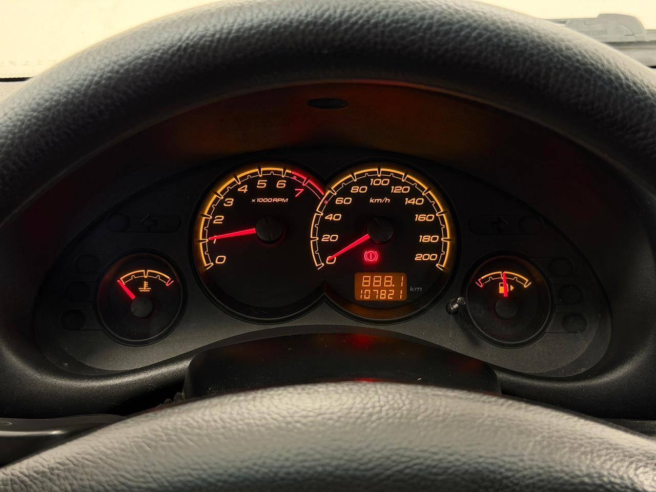 Foto número 586778 do veiculo