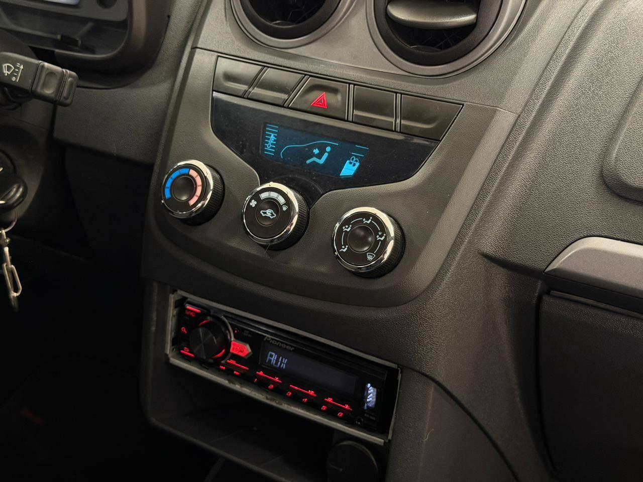 Foto número 586641 do veiculo