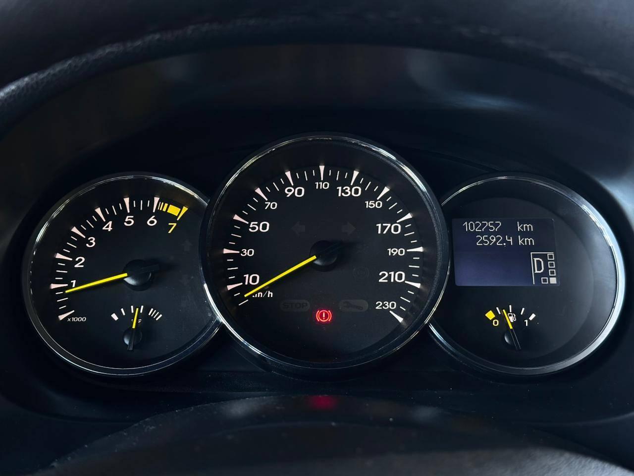 Foto número 577930 do veiculo