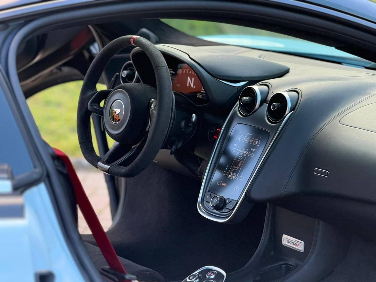 Foto número 587653 do veiculo