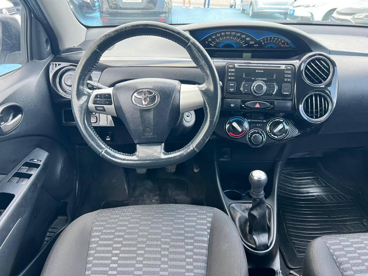 Foto número 551759 do veiculo