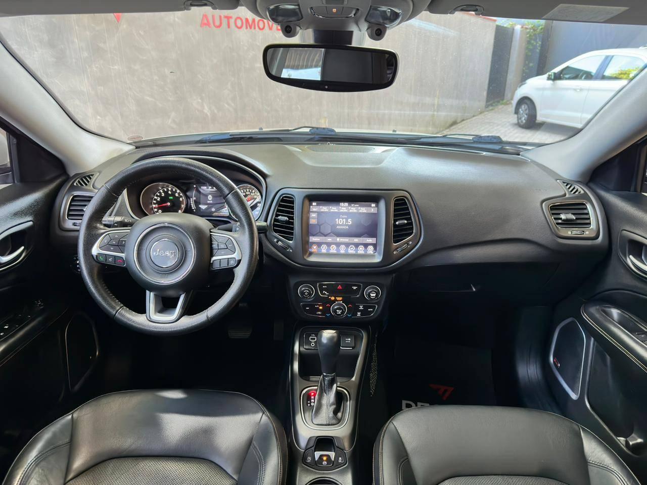 Foto número 551000 do veiculo