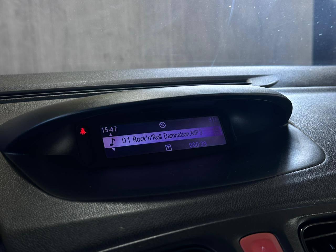 Foto número 577918 do veiculo