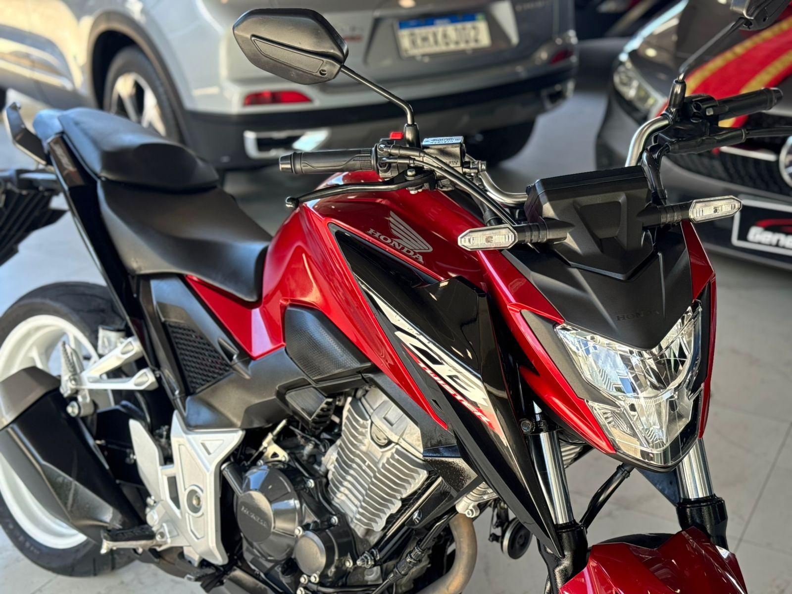 Foto número 558745 do veiculo