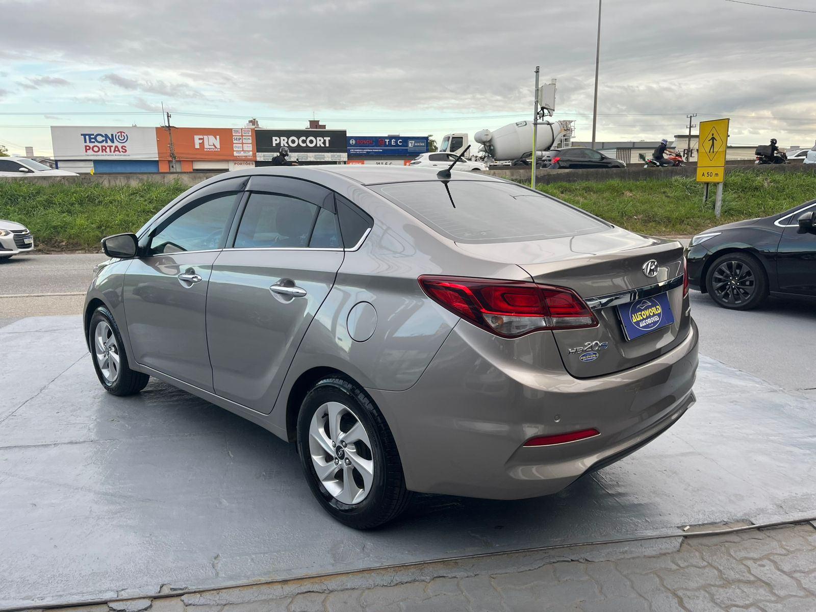 Foto número 543886 do veiculo