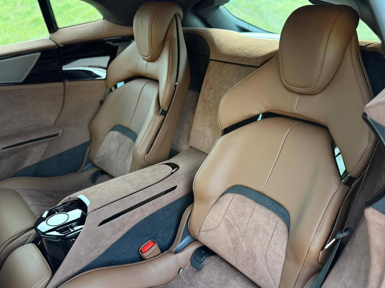 Foto número 577981 do veiculo