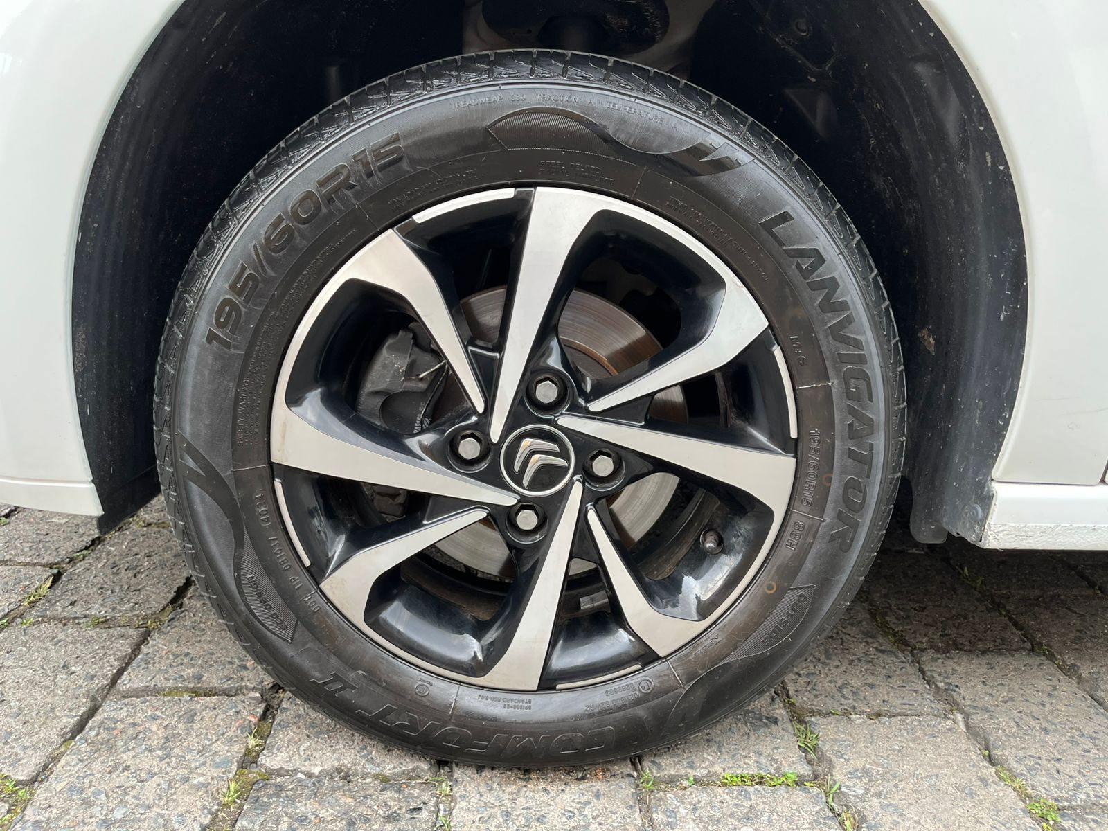 Foto número 569828 do veiculo