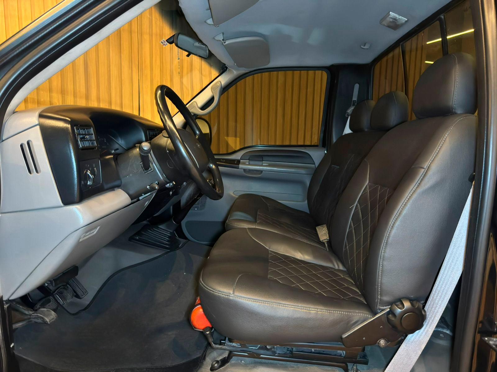 Foto número 578667 do veiculo