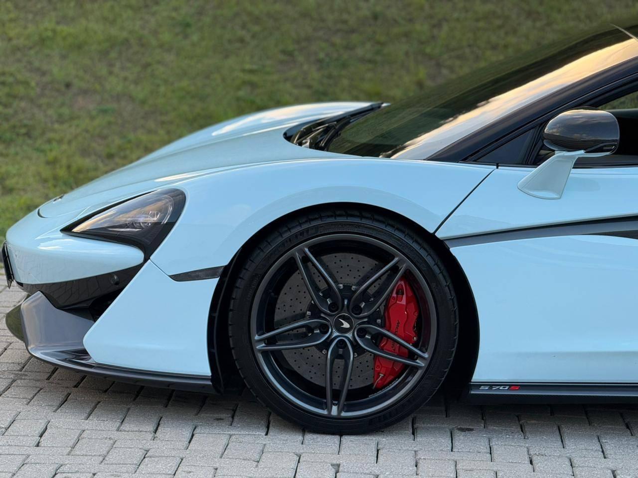 Foto número 587648 do veiculo