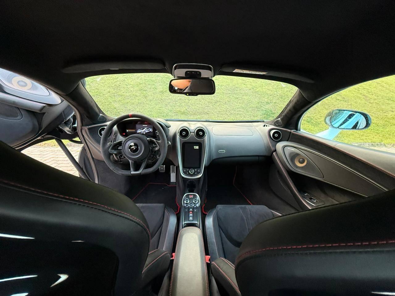 Foto número 587659 do veiculo