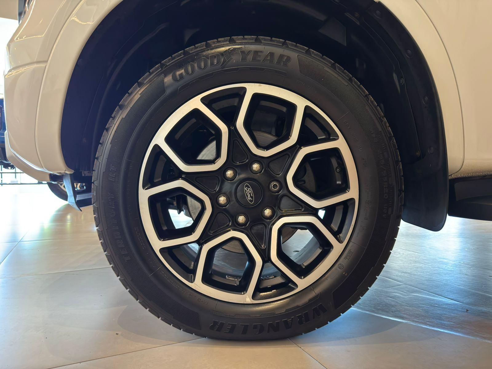 Foto número 564356 do veiculo