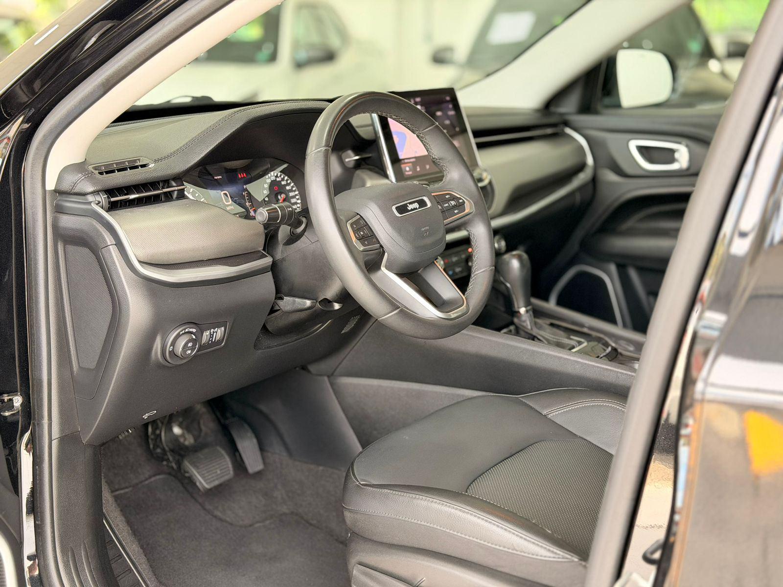 Foto número 547357 do veiculo