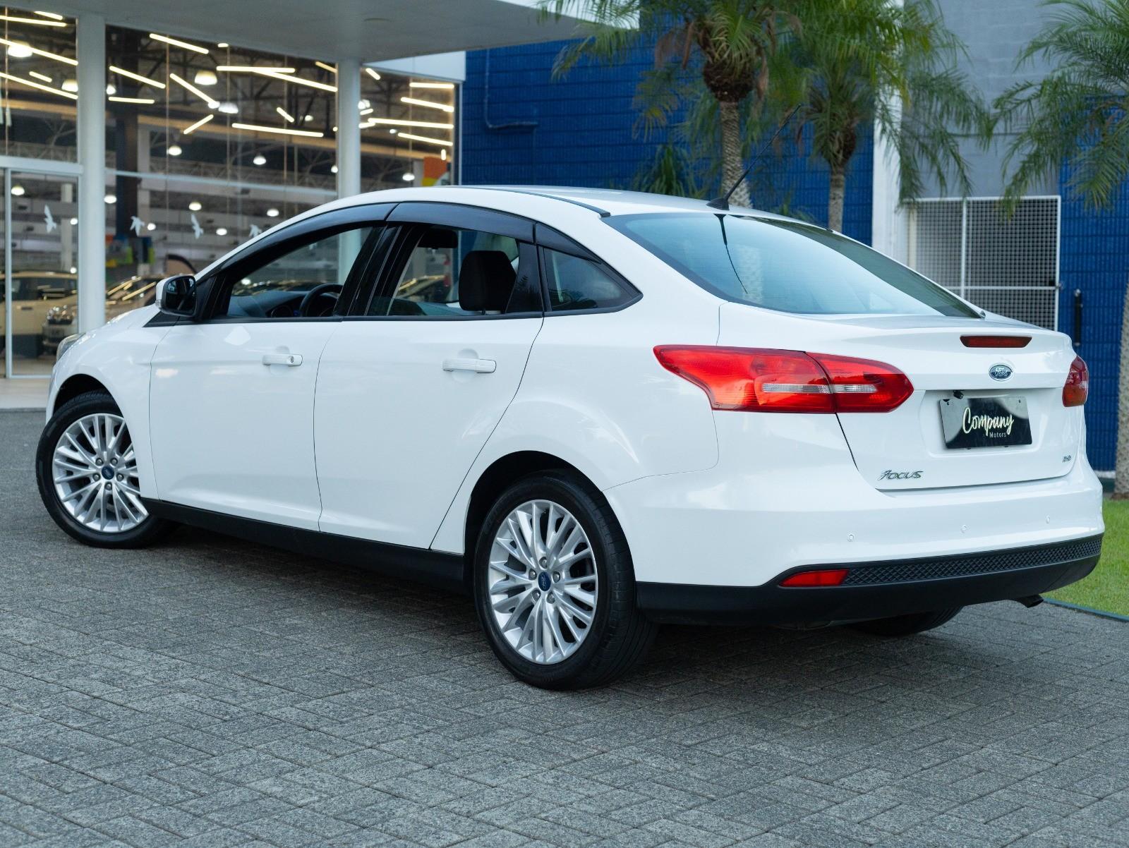 Foto número 587911 do veiculo