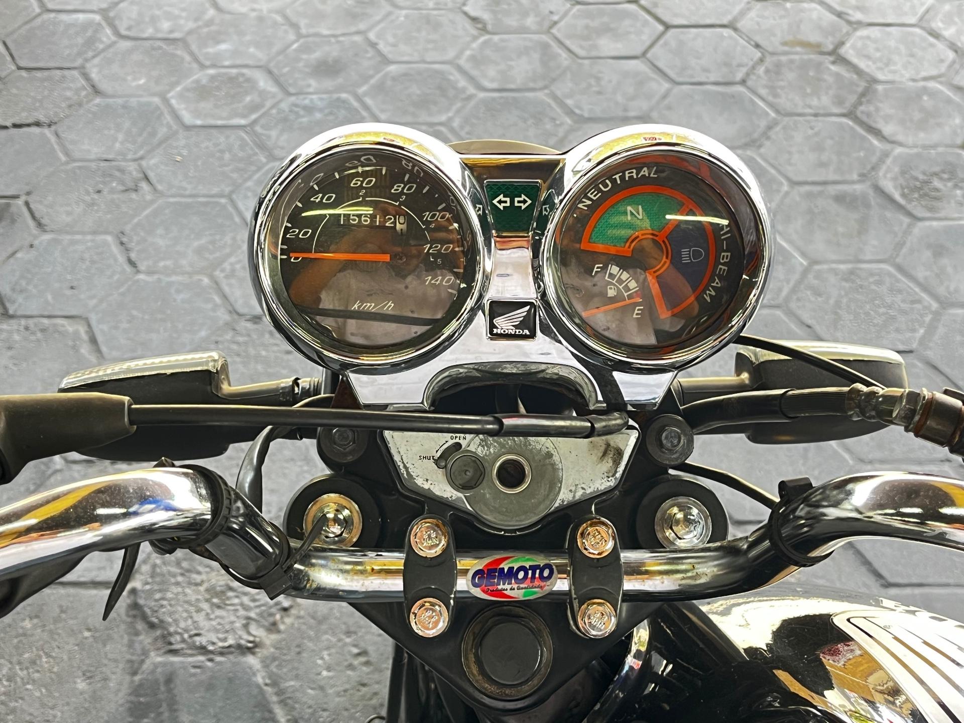 Foto número 593080 do veiculo