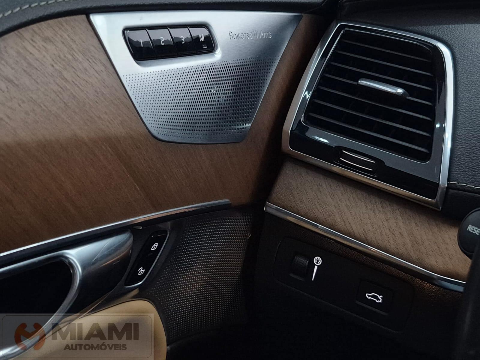 Foto número 575077 do veiculo