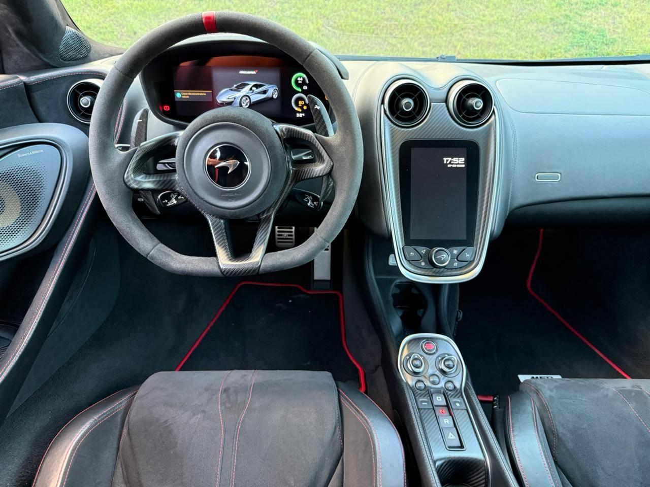 Foto número 587661 do veiculo