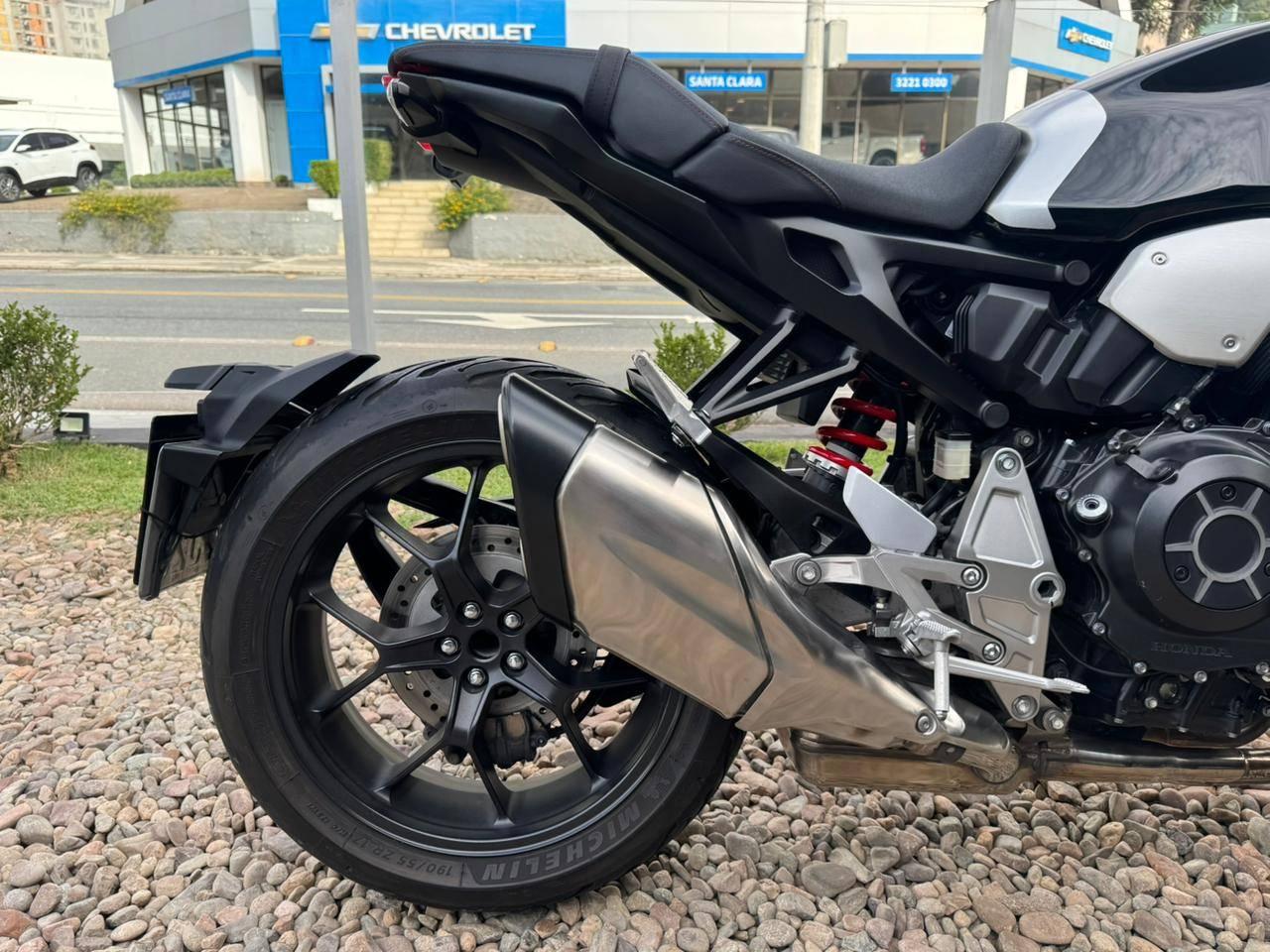 Foto número 586621 do veiculo