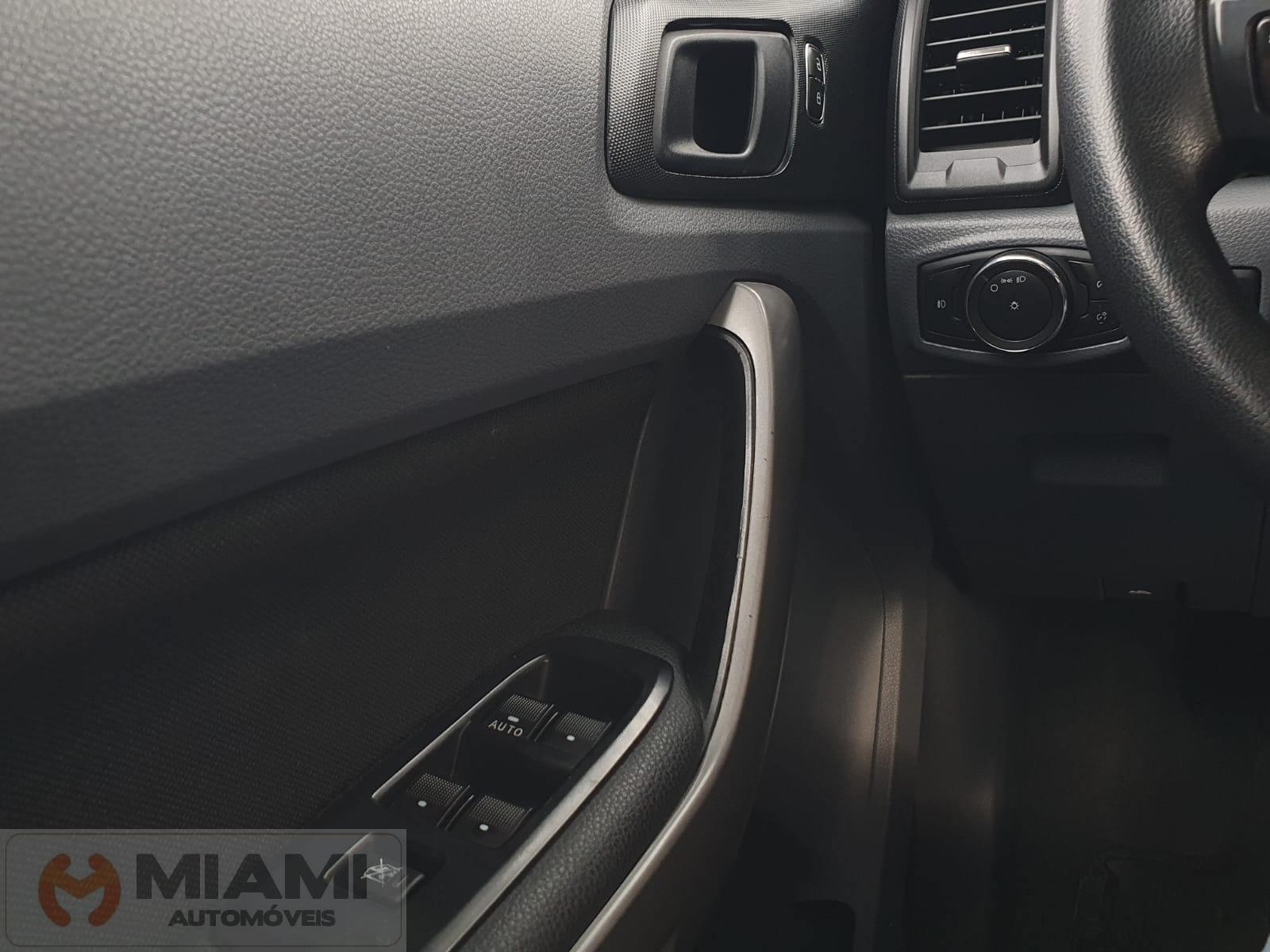 Foto número 588023 do veiculo