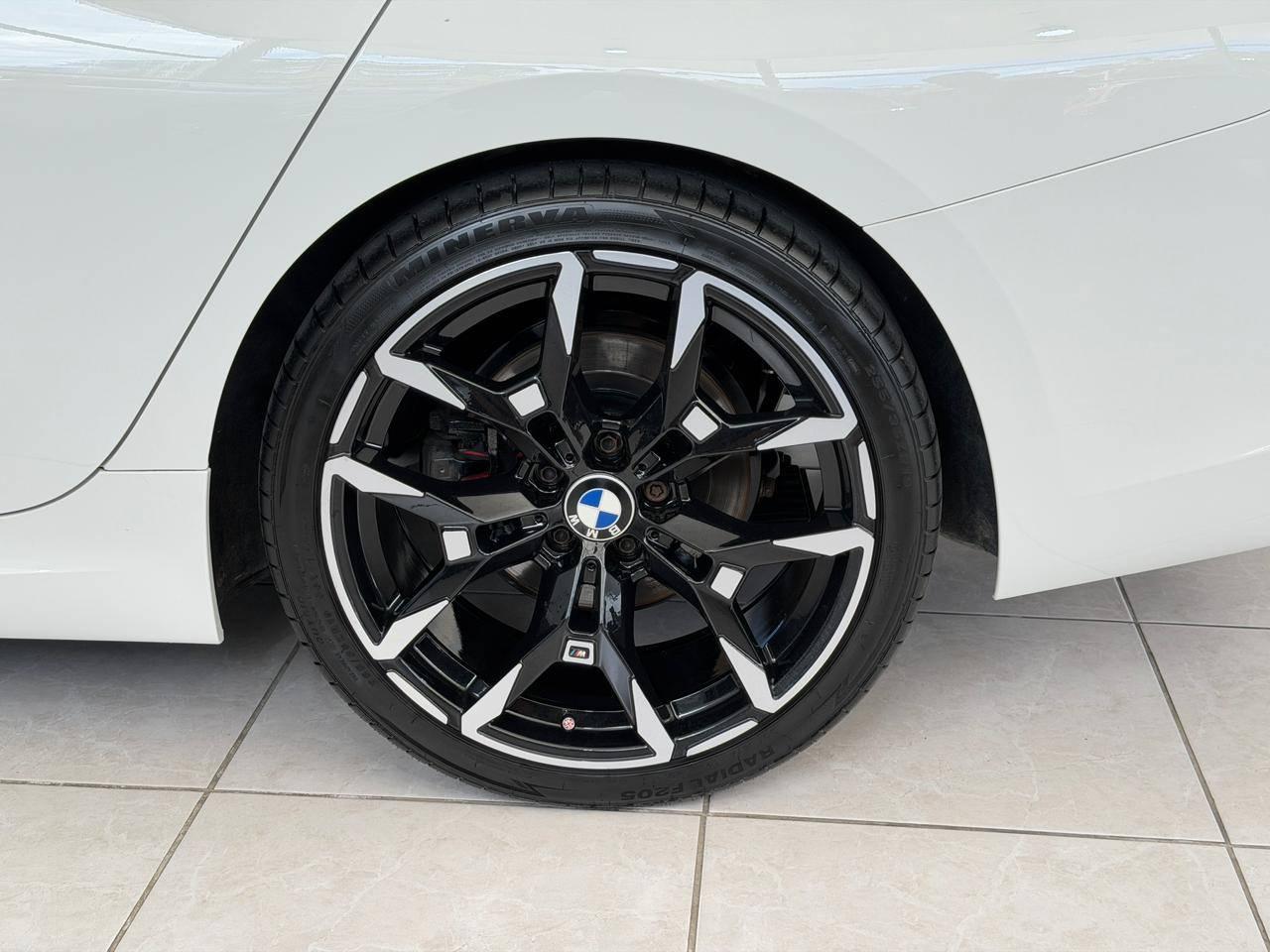 Foto número 591900 do veiculo