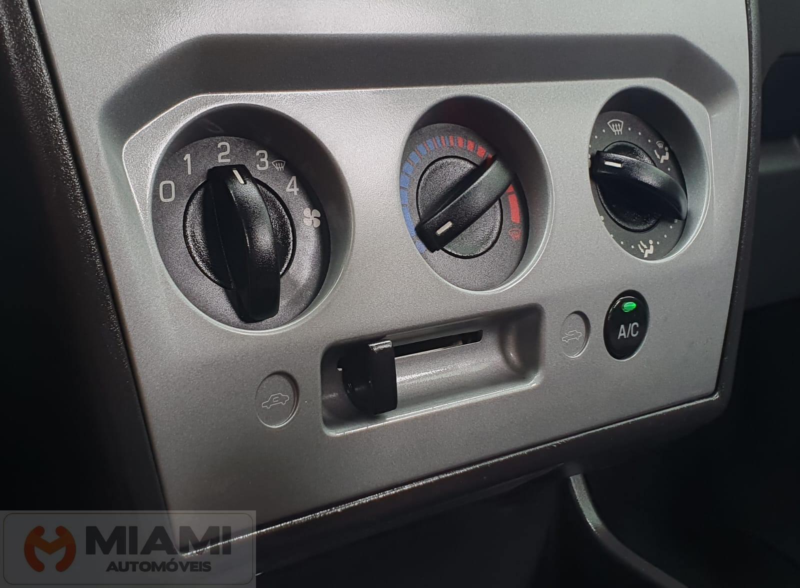 Foto número 557832 do veiculo