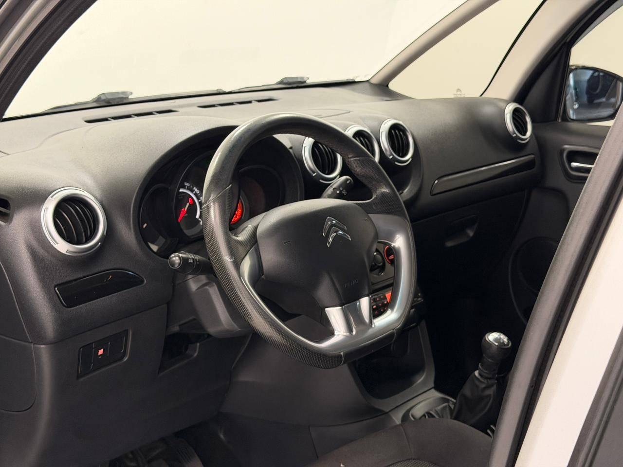 Foto número 576983 do veiculo