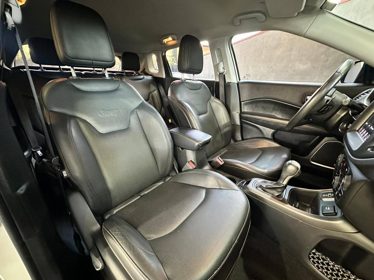 Foto número 551002 do veiculo