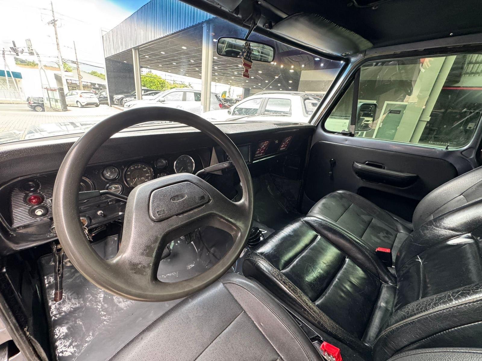 Foto número 554568 do veiculo