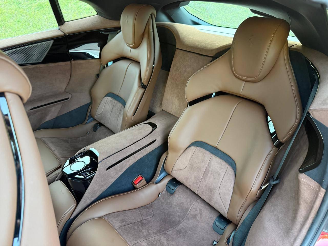 Foto número 577983 do veiculo