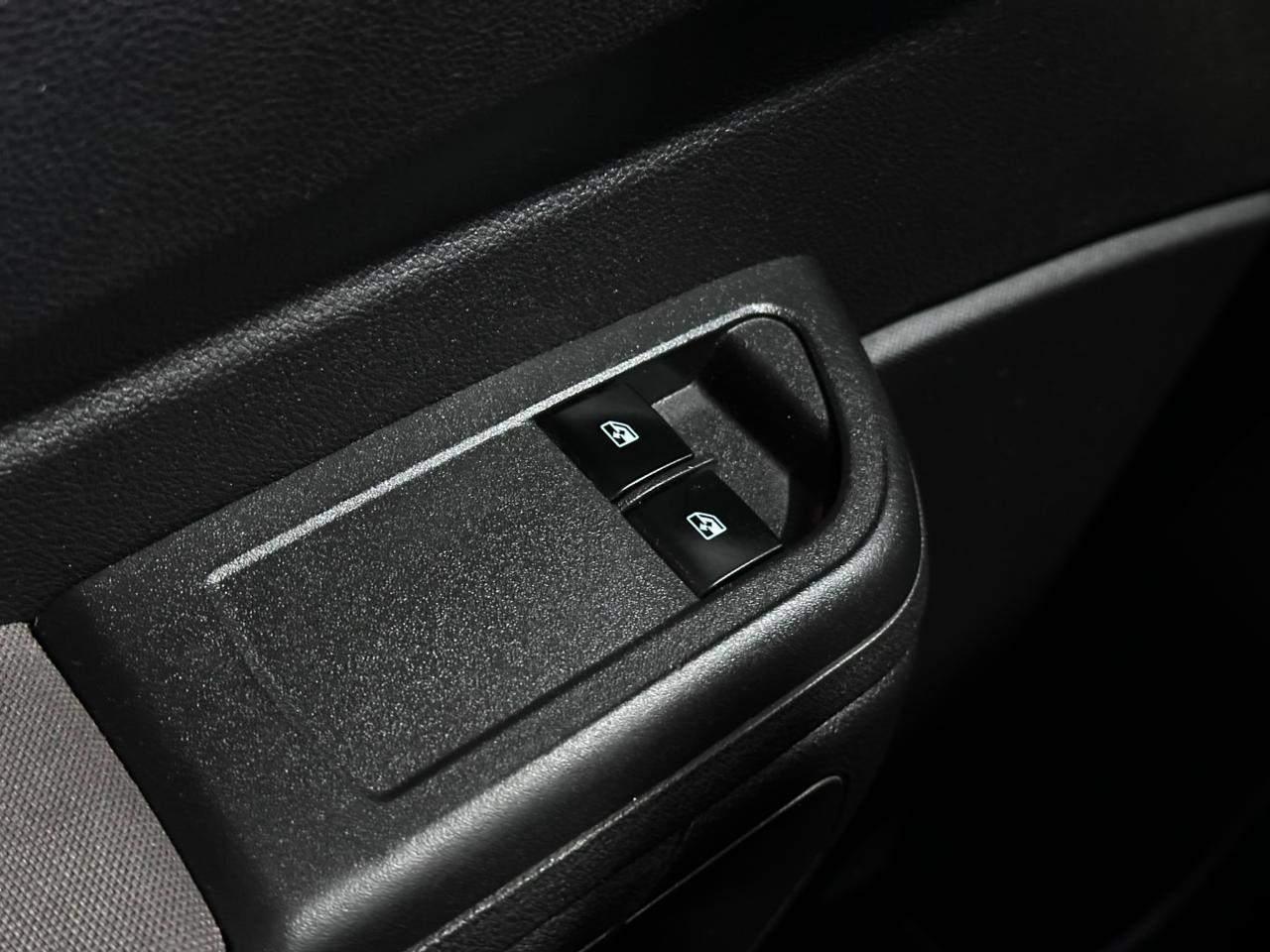 Foto número 590944 do veiculo