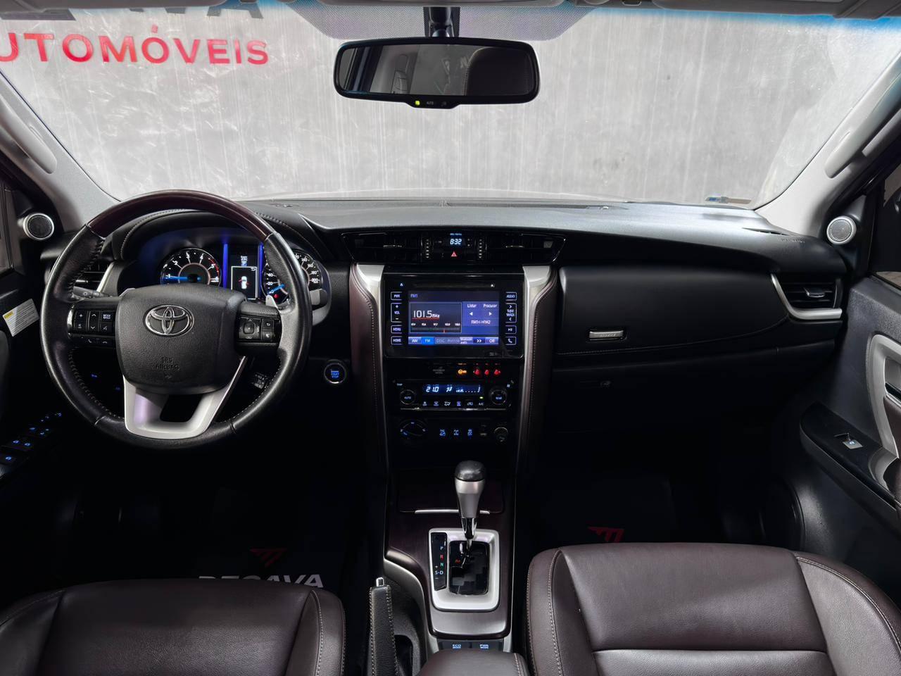 Foto número 577996 do veiculo