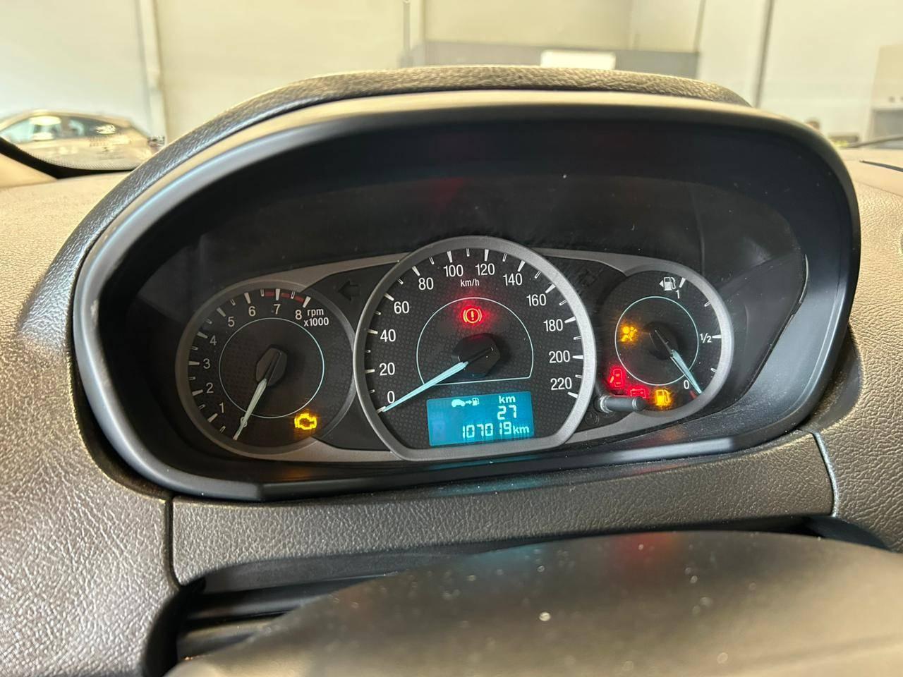 Foto número 557103 do veiculo