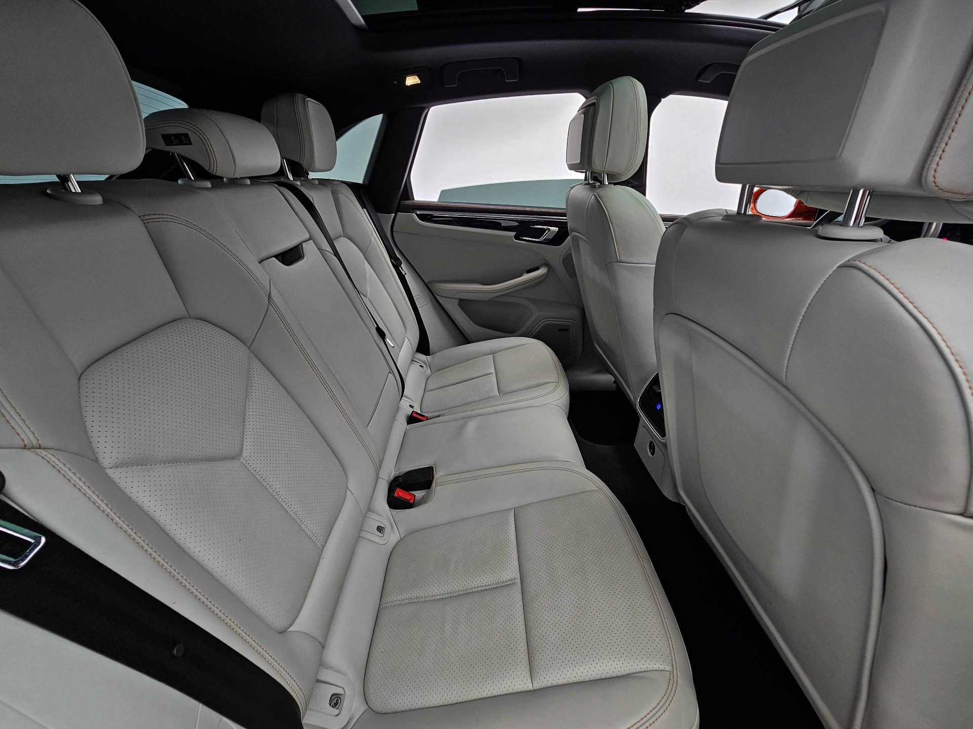 Foto número 587743 do veiculo