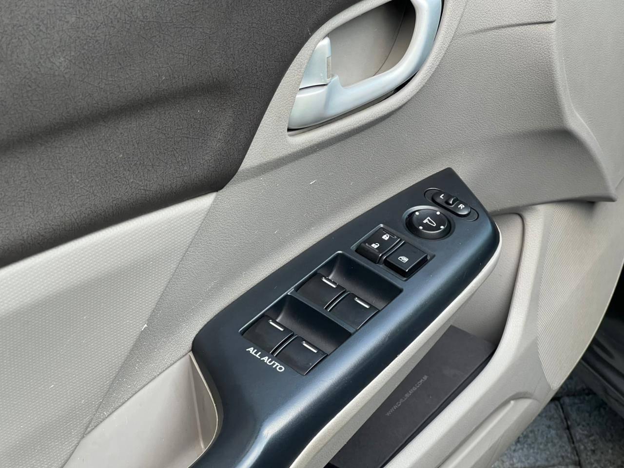 Foto número 585672 do veiculo