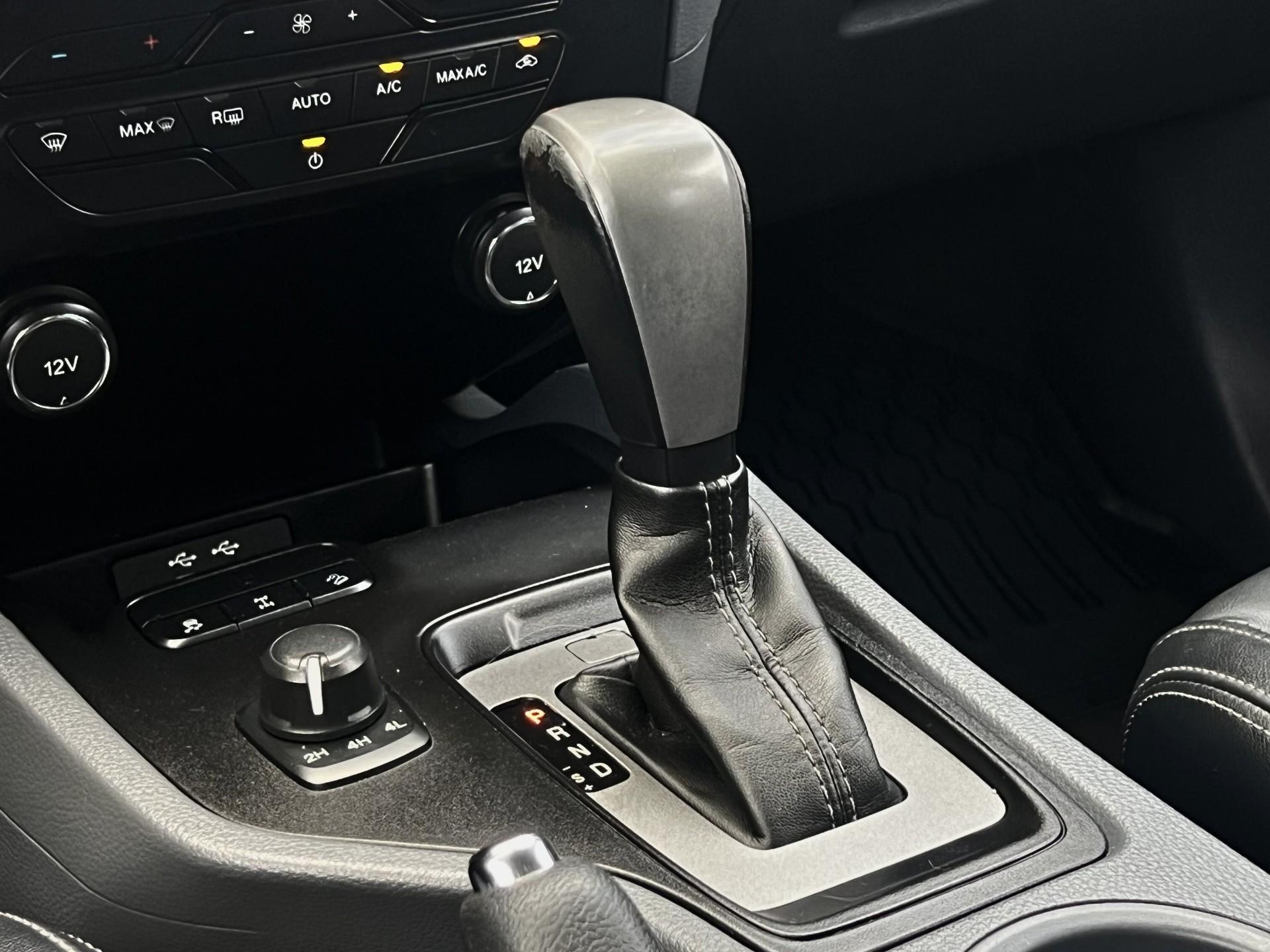 Foto número 552028 do veiculo