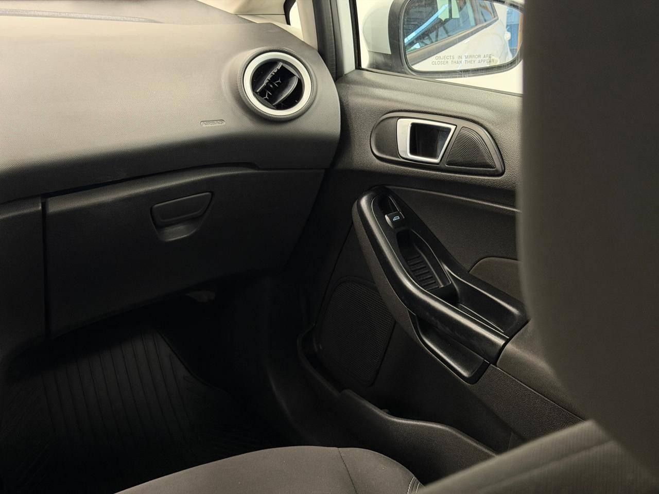 Foto número 567812 do veiculo