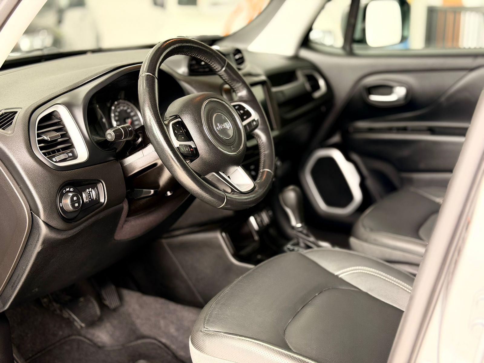 Foto número 578435 do veiculo