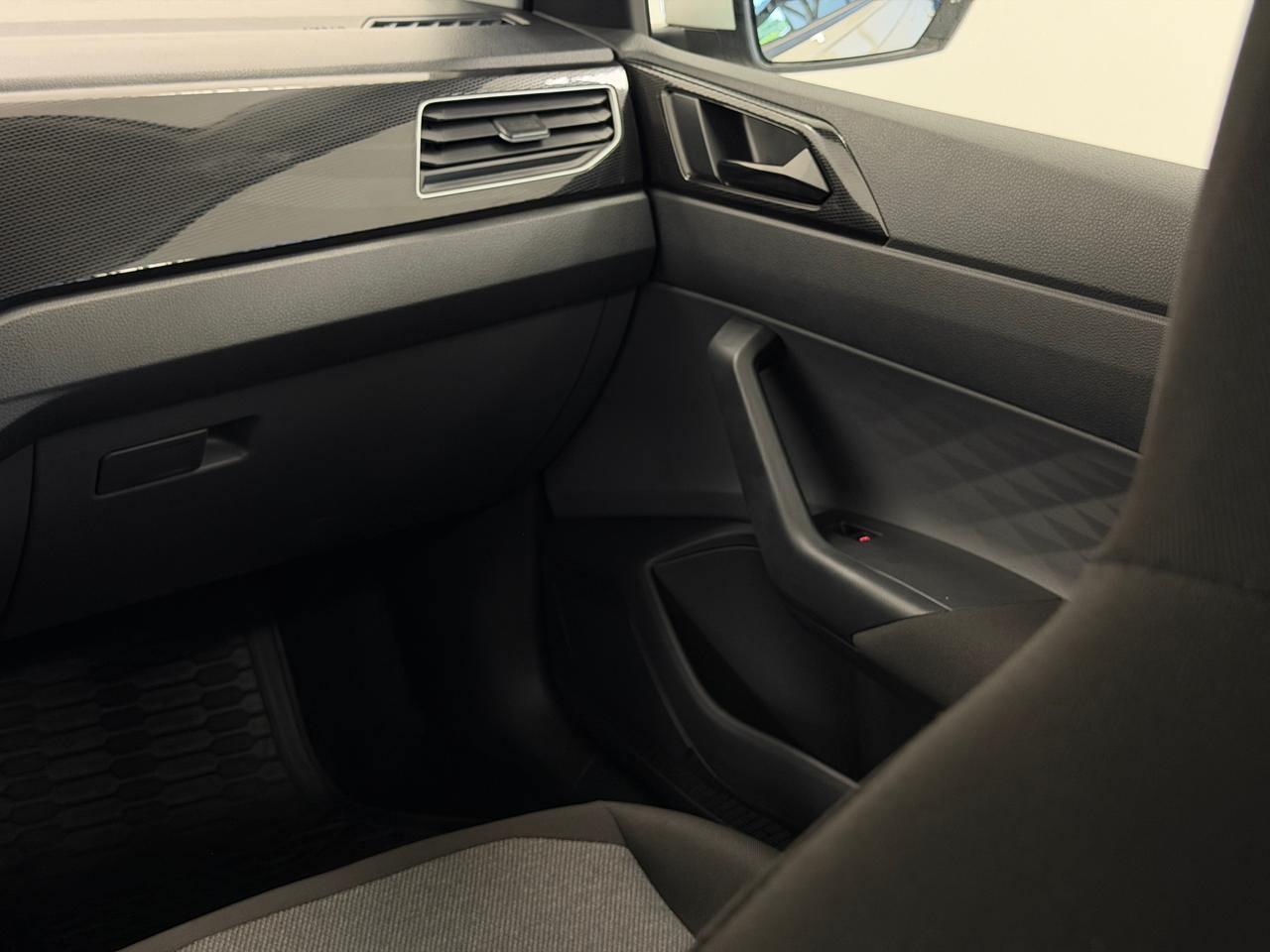 Foto número 586908 do veiculo