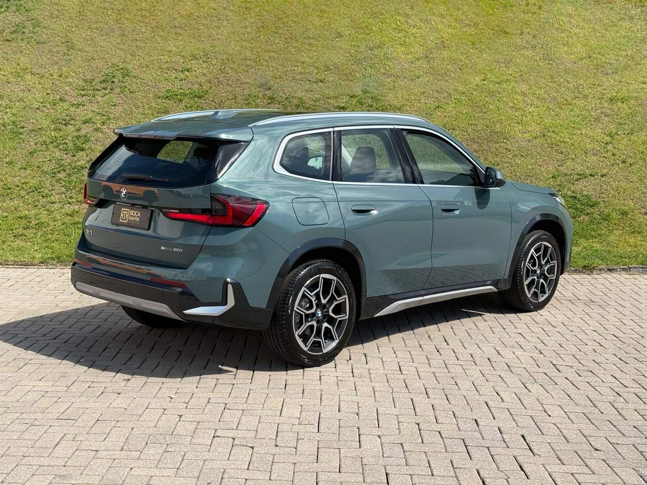 Foto número 586398 do veiculo