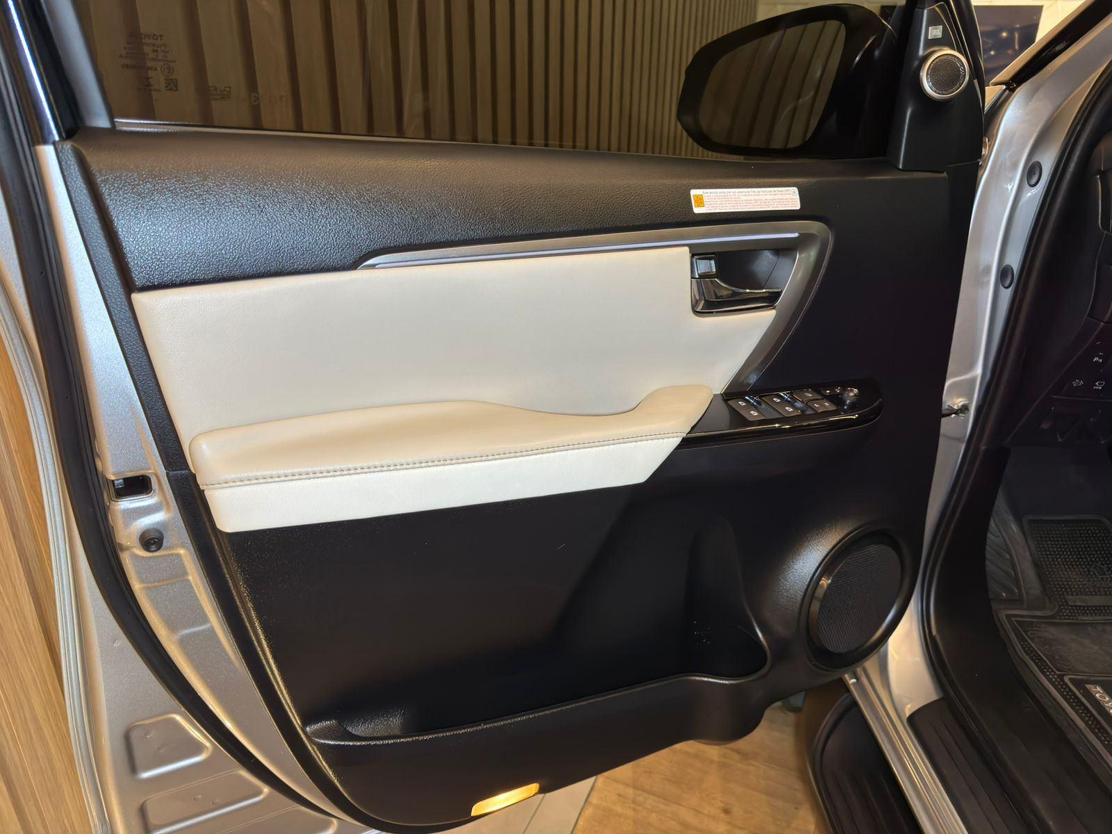 Foto número 569366 do veiculo