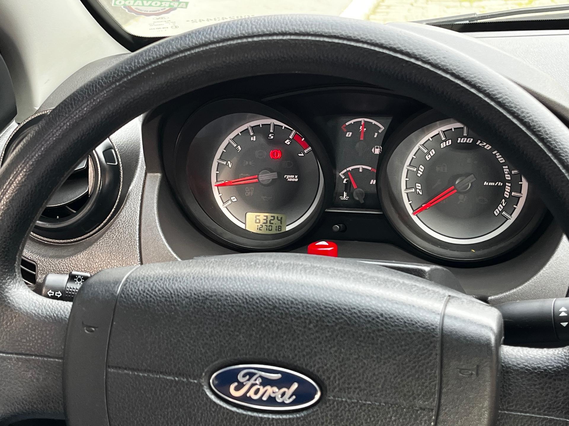 Foto número 588402 do veiculo