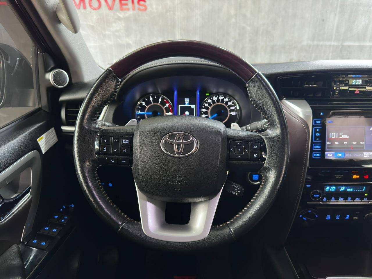 Foto número 578011 do veiculo