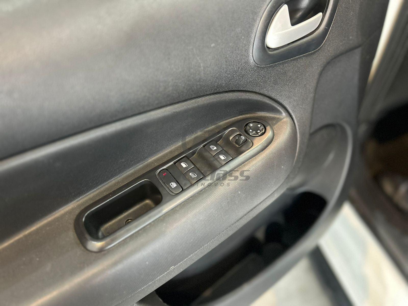 Foto número 558881 do veiculo