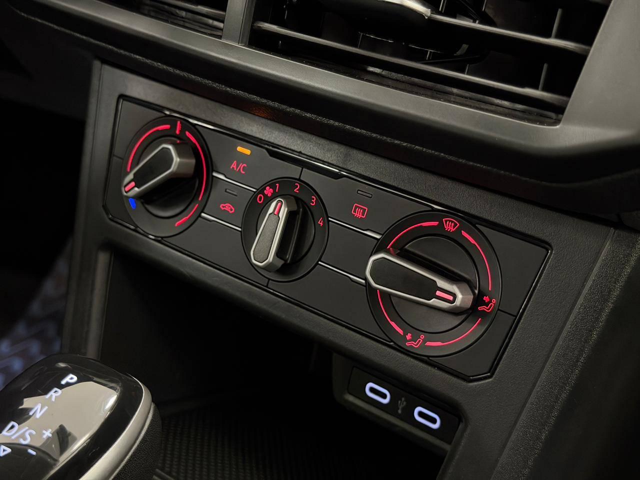 Foto número 586901 do veiculo