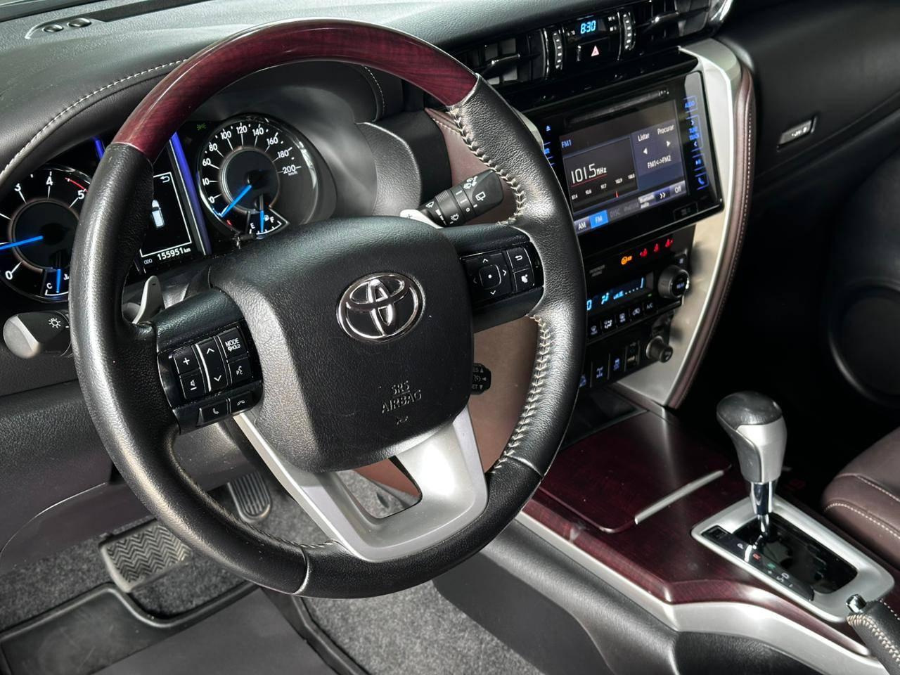 Foto número 577993 do veiculo