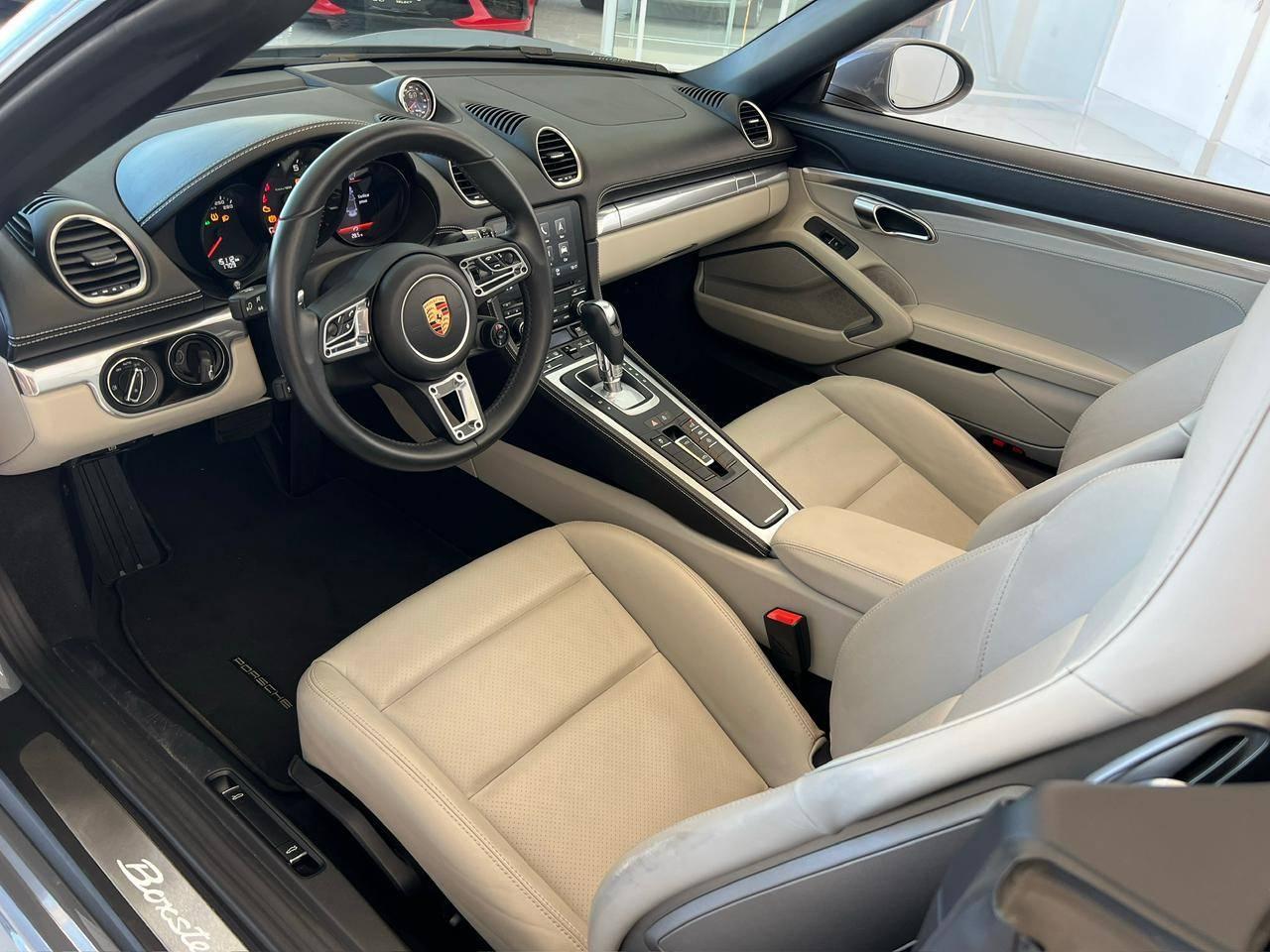 Foto número 573760 do veiculo