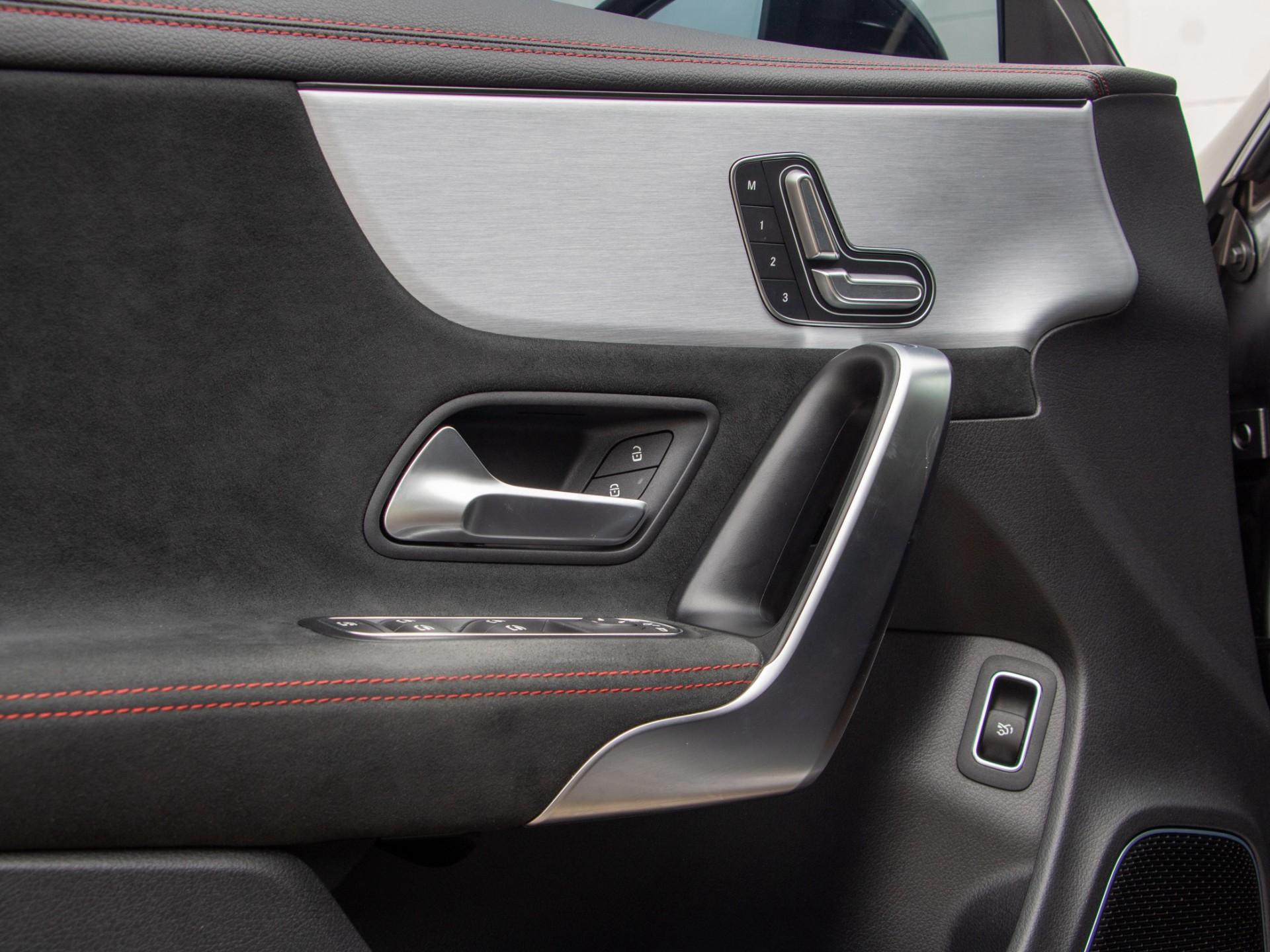 Foto número 551399 do veiculo