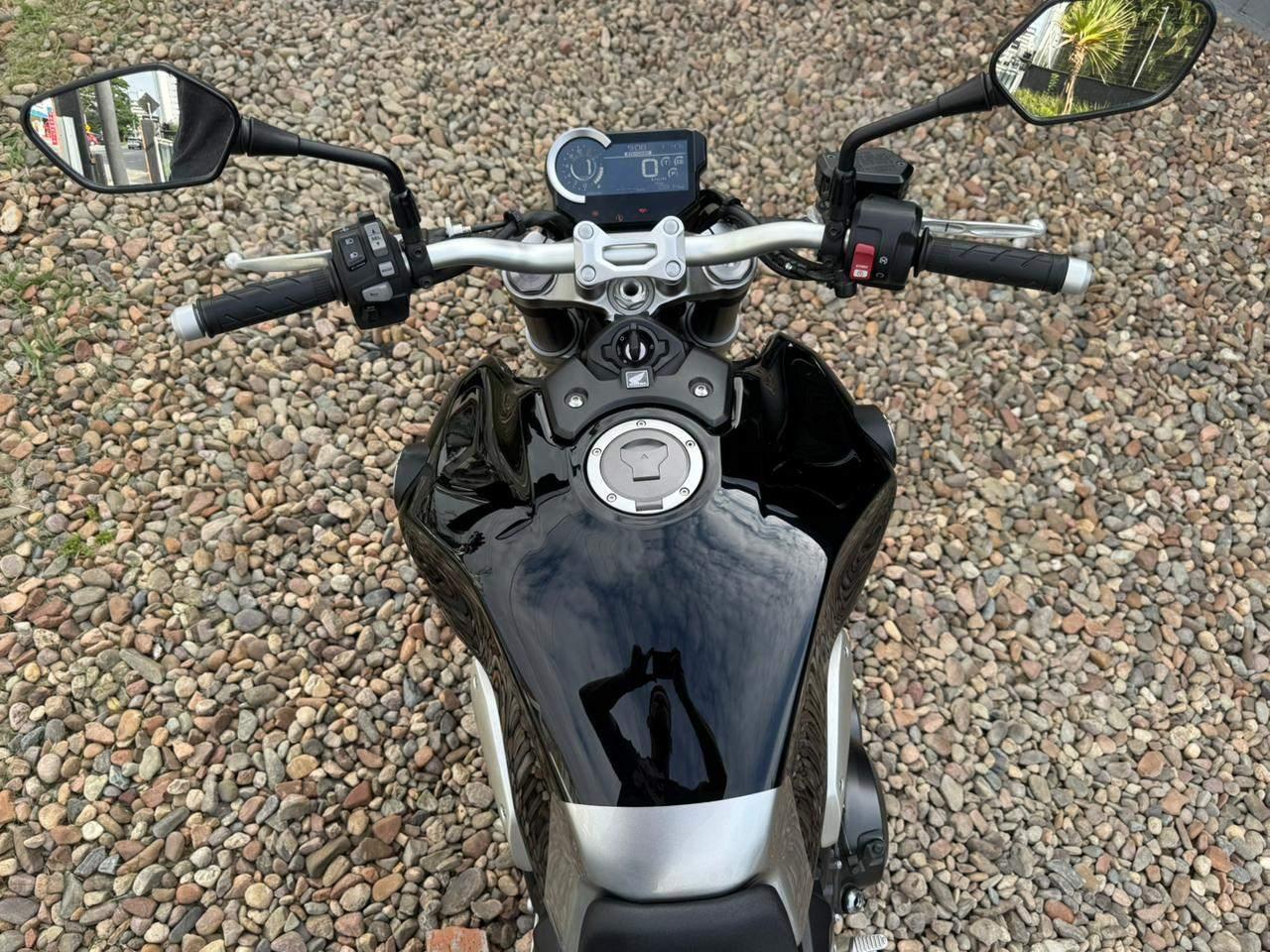 Foto número 586628 do veiculo