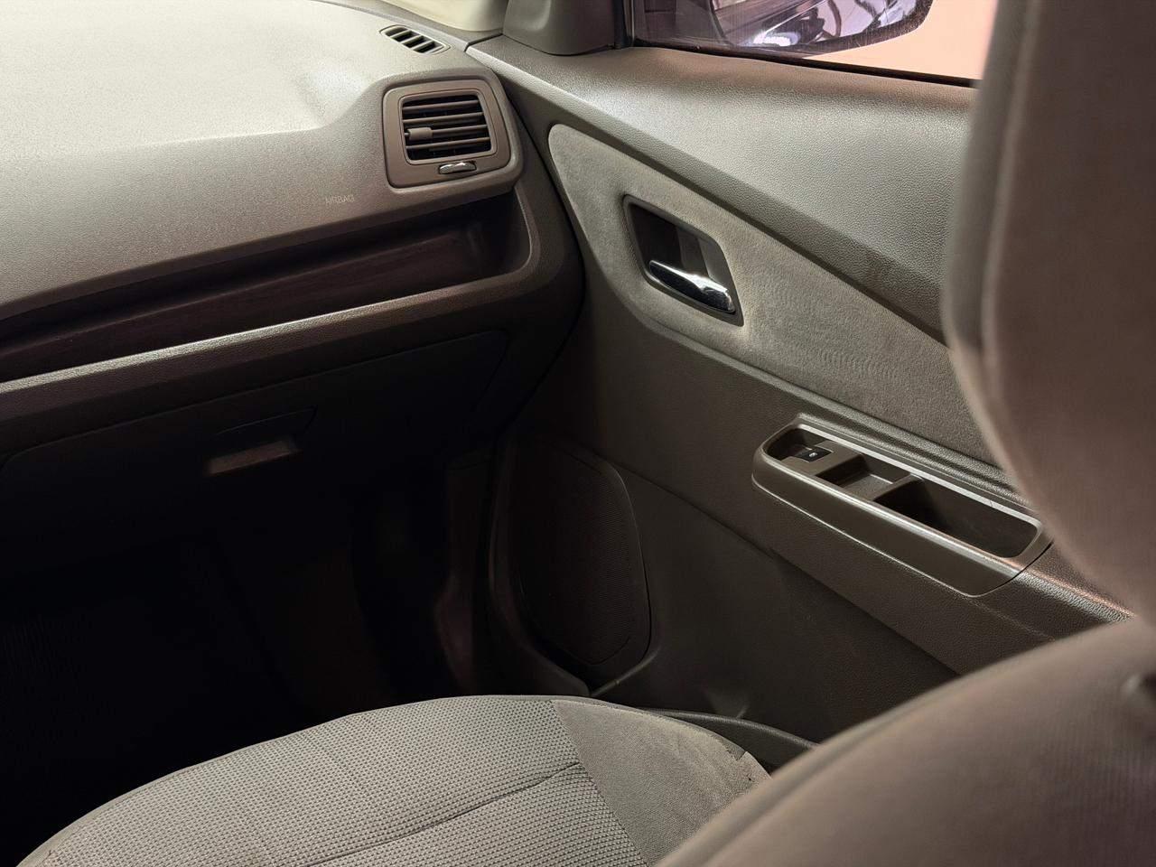 Foto número 555019 do veiculo