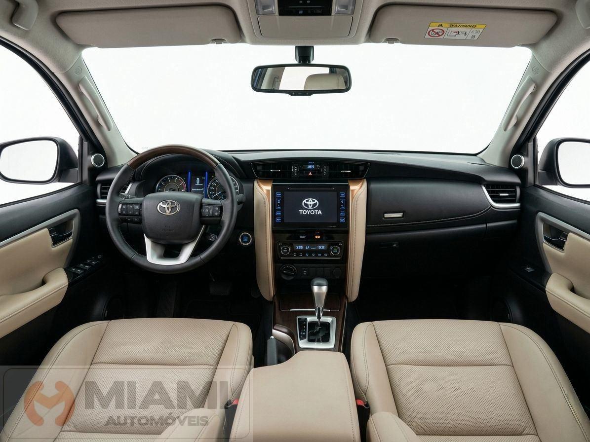 Foto número 576909 do veiculo