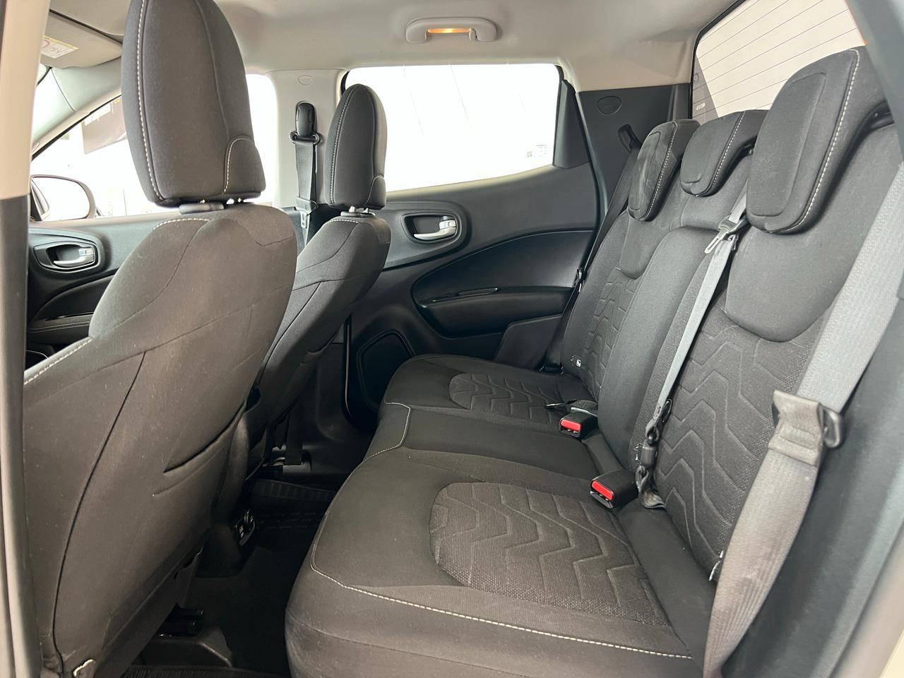 Foto número 562489 do veiculo